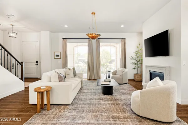 $1,400,000 | 625 West Echo Lane, Phoenix, AZ 85021