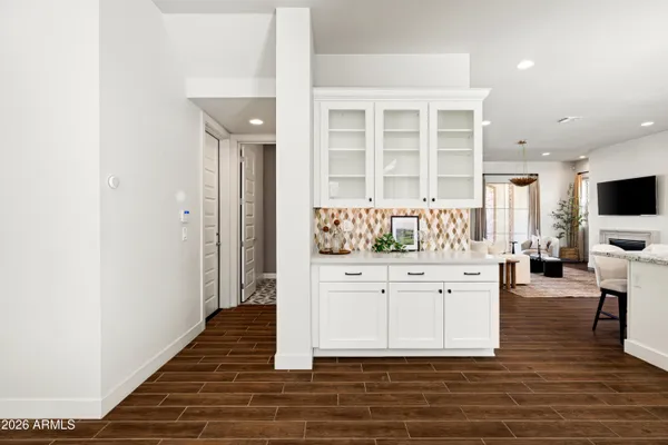 $1,400,000 | 625 West Echo Lane, Phoenix, AZ 85021