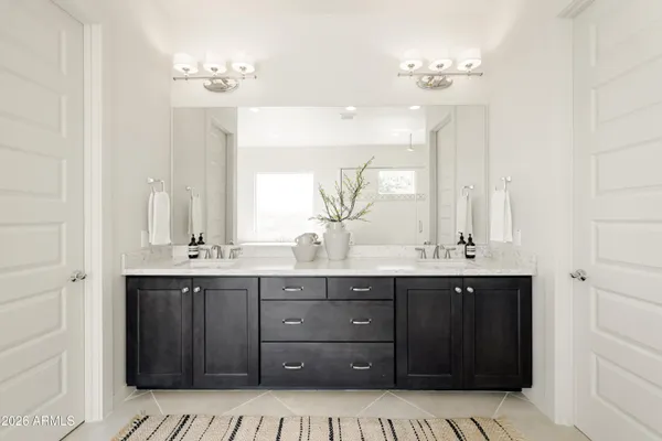 $1,400,000 | 625 West Echo Lane, Phoenix, AZ 85021