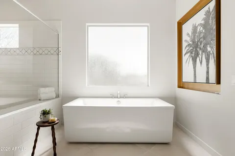 $1,400,000 | 625 West Echo Lane, Phoenix, AZ 85021