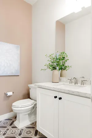 $1,400,000 | 625 West Echo Lane, Phoenix, AZ 85021