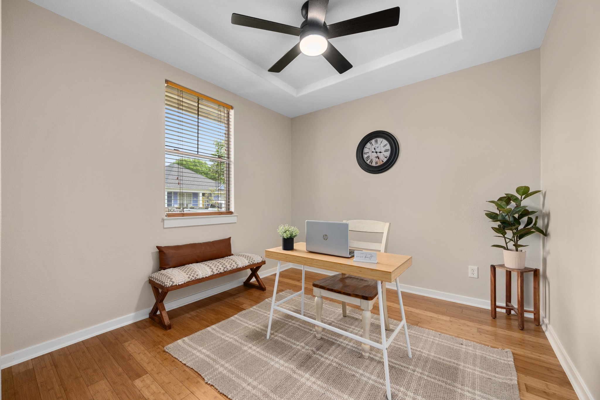 105 Rosebud Lane Georgetown, TX 78633 - Photo 8 of 37 a work room with furniture and a window