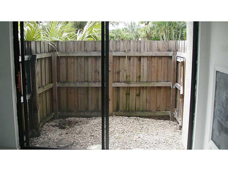 7680 Kenway Place East, Unit 7680 Boca Raton, FL 33433 - Photo 14 of 22 Bedroom