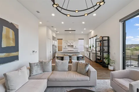$735,000 | 7420 Cordoba Drive, Austin, TX 78724