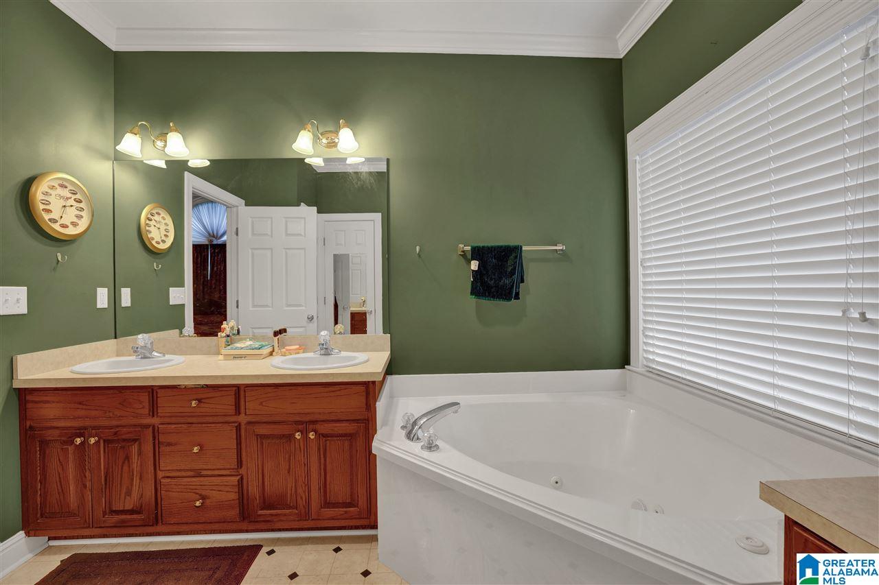 1444 Acorn Way East Mount Olive, AL 35117 - Photo 11 of 31