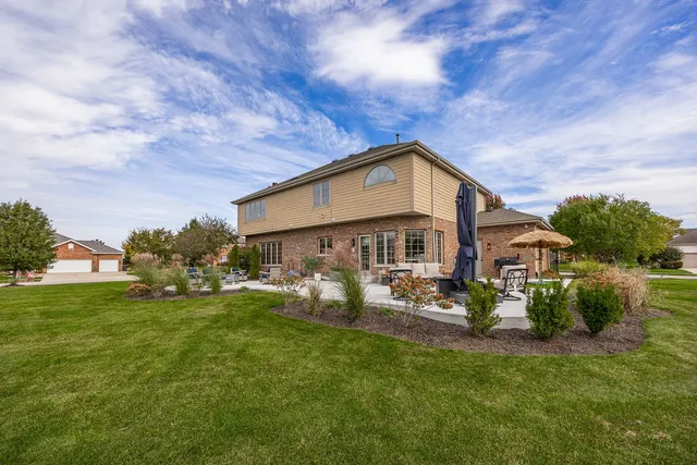 $634,900 | 22374 Woodland Lane, Frankfort, IL 60423