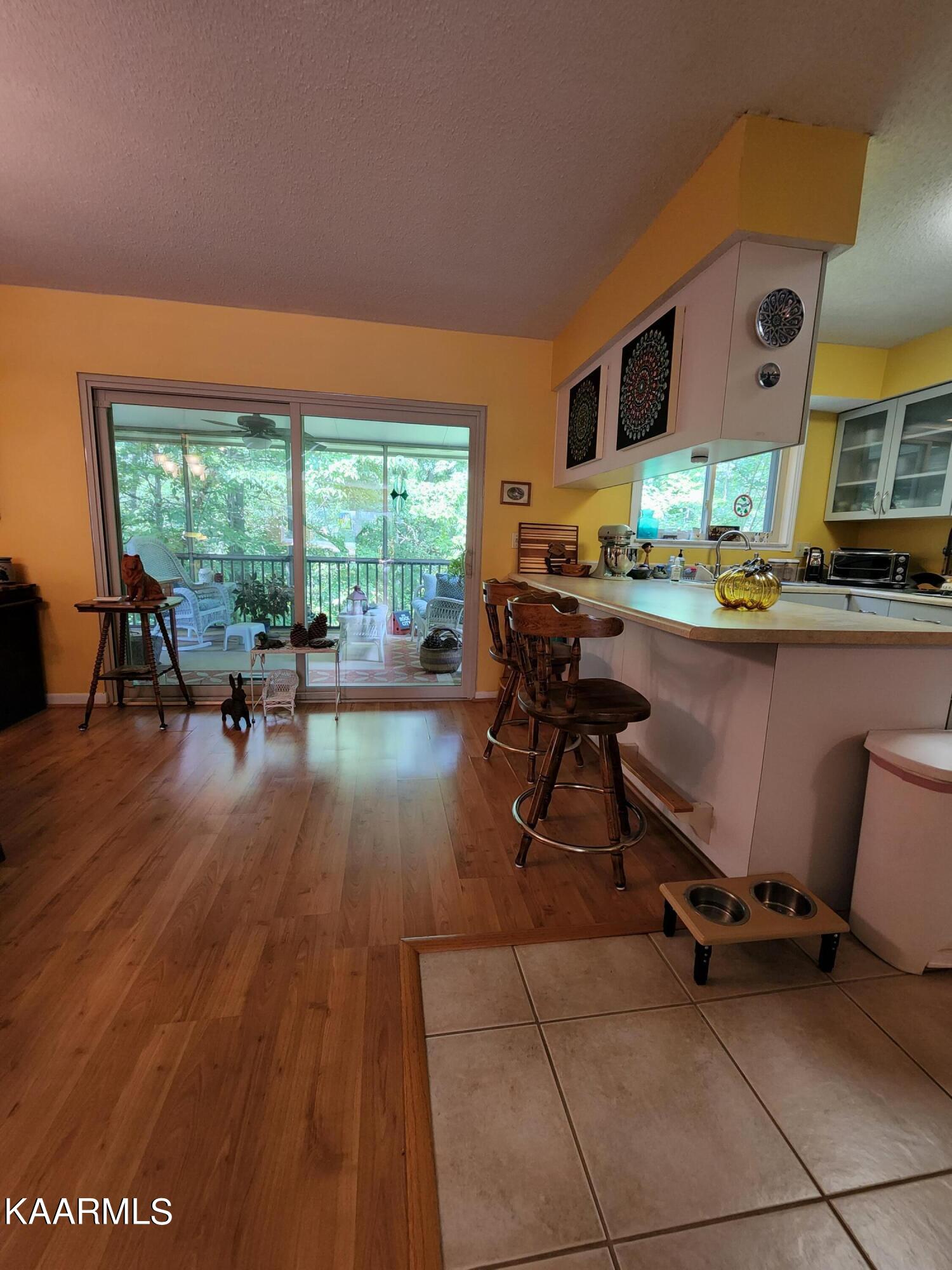 38 Brookside Drive Oak Ridge, TN 37830 - Photo 11 of 28 Kitchen/Dining
