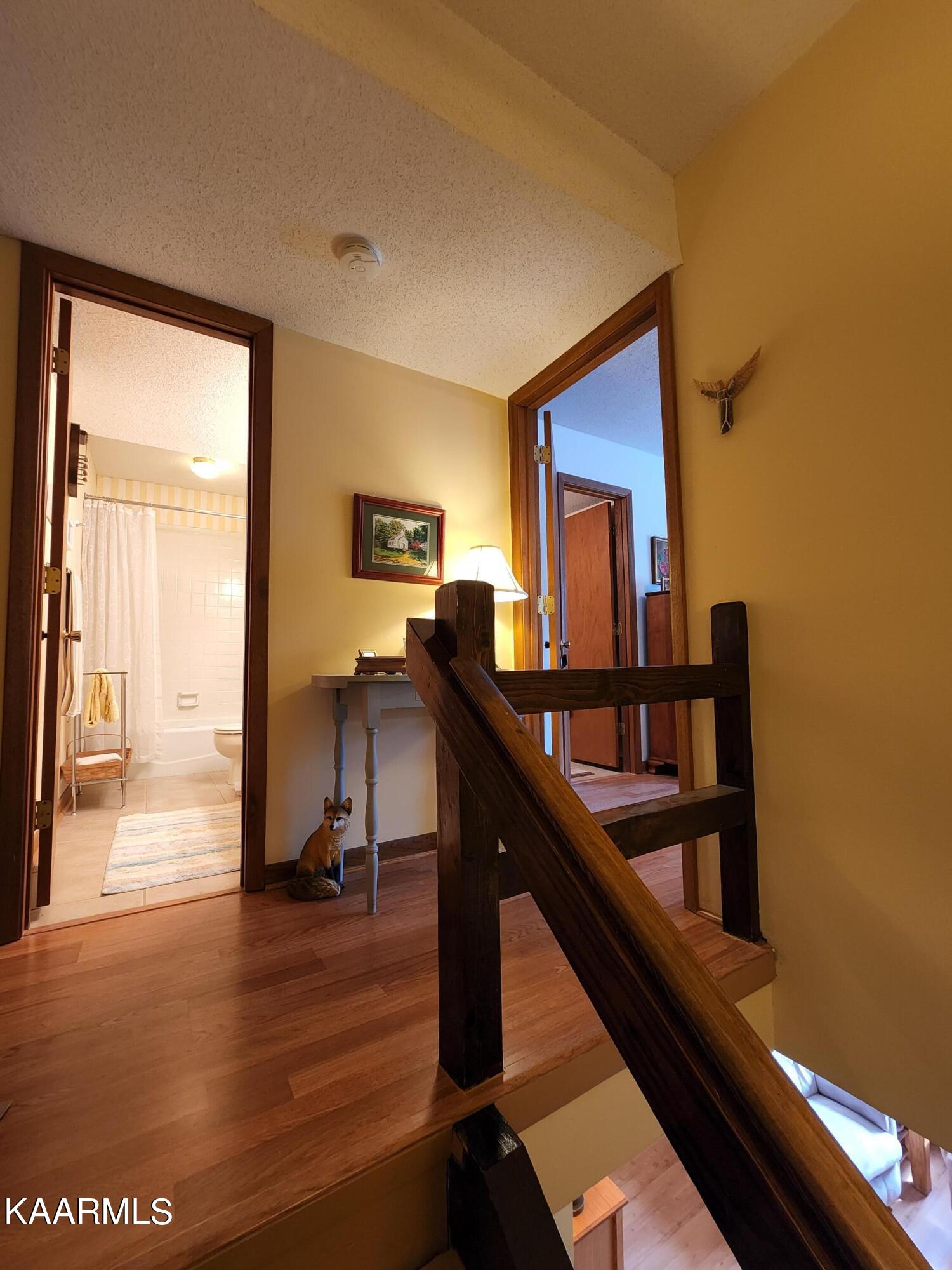 38 Brookside Drive Oak Ridge, TN 37830 - Photo 14 of 28 TOP Stairs