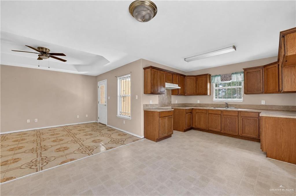 1433 Garza Road Harlingen, TX 78552 - Photo 6 of 20 Gallery Image 6