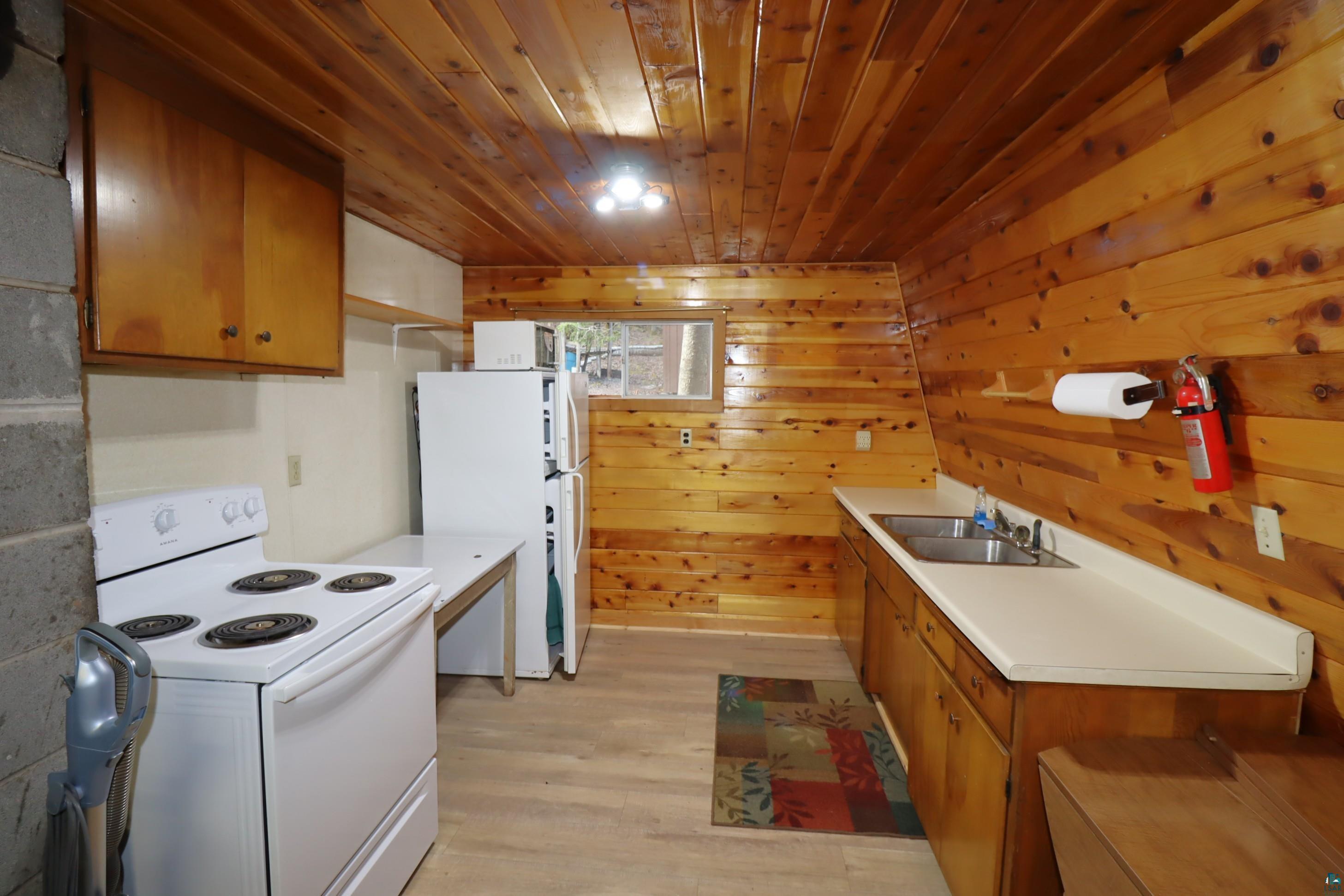 14615 Cranberry River Road Herbster, WI 54844 - Photo 22 of 47 Kitchen