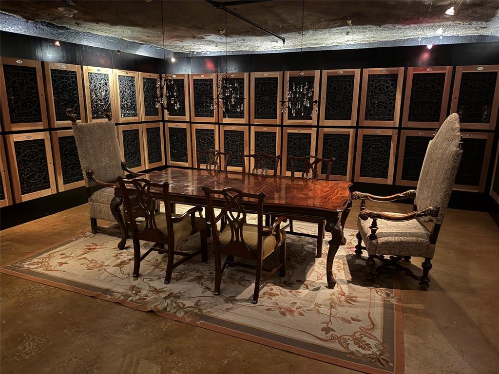 1505 Elm Street, Unit 1401 Dallas, TX 75201 - Photo 29 of 35 a view of a dining room with furniture