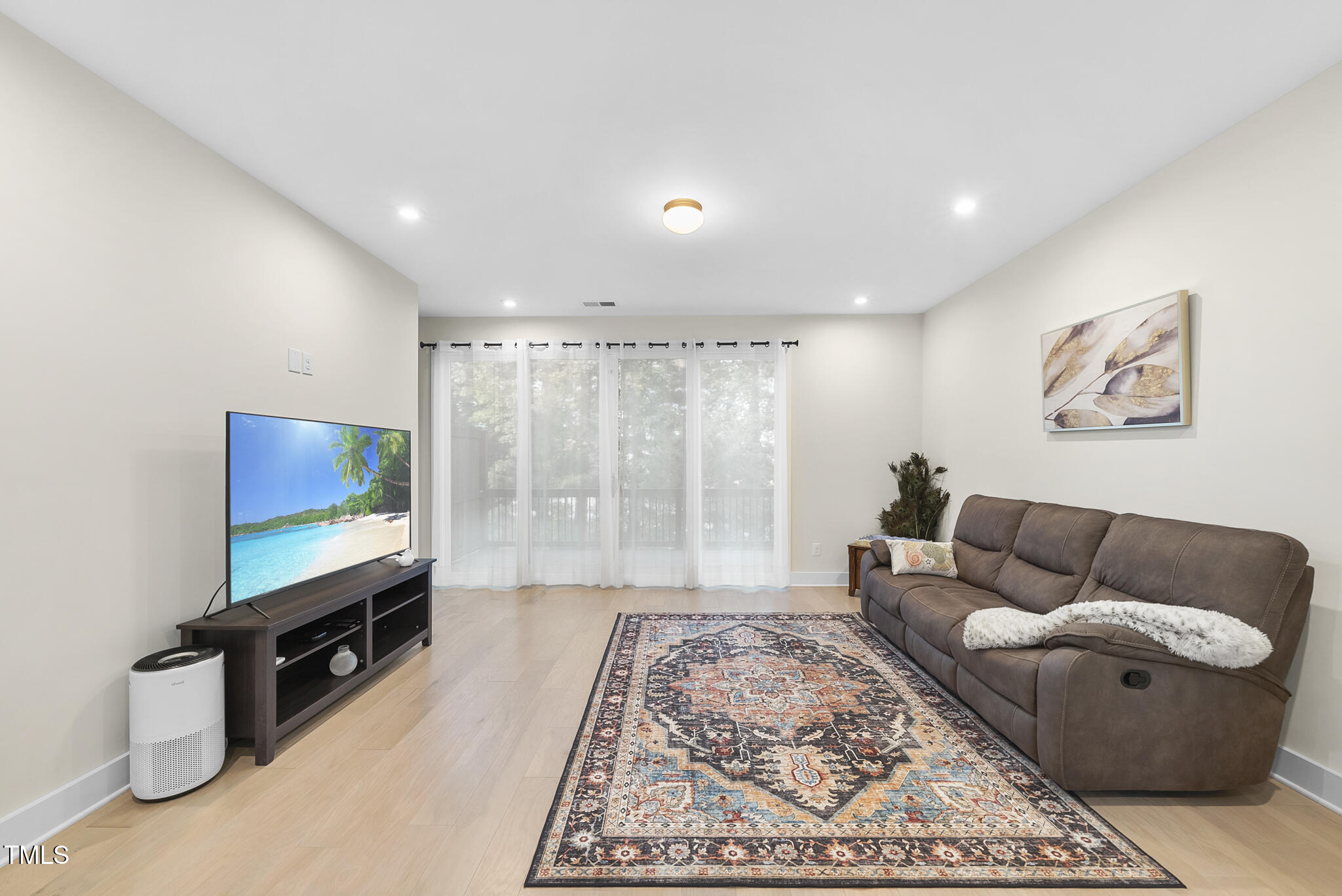 904 Waterside View Drive Raleigh, NC 27606 - Photo 5 of 38 4