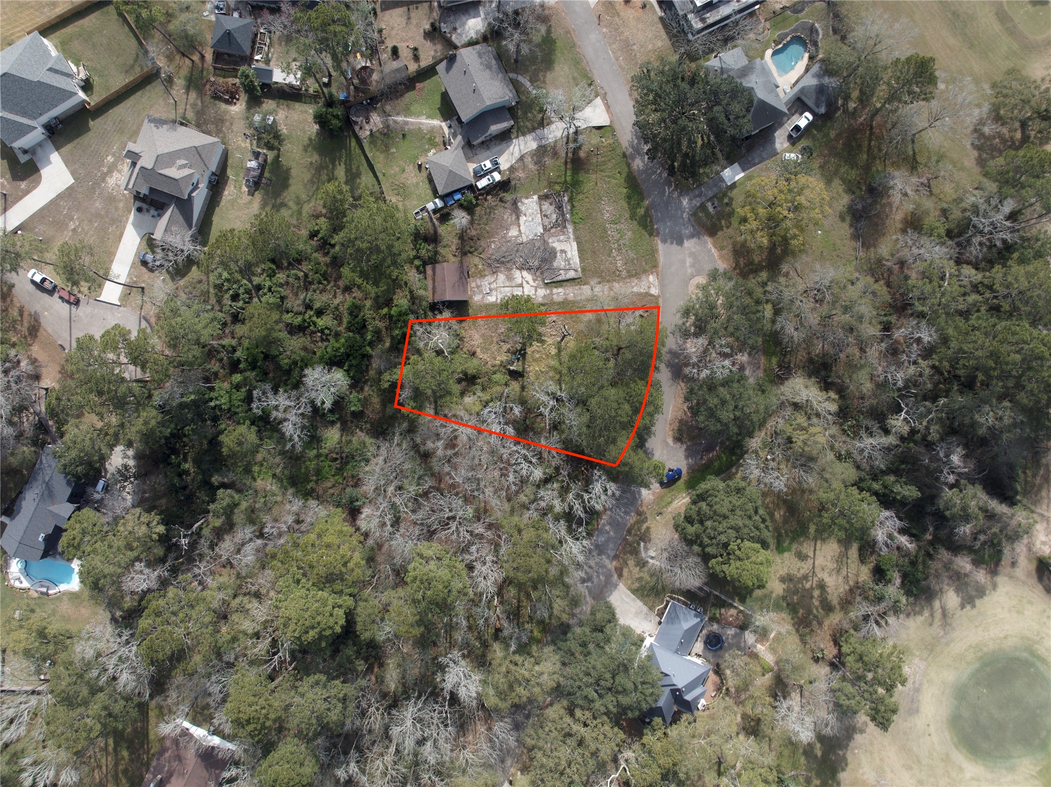 20 Brandon Road Conroe, TX 77302 - Photo 1 of 17 an aerial view of residential house with outdoor space