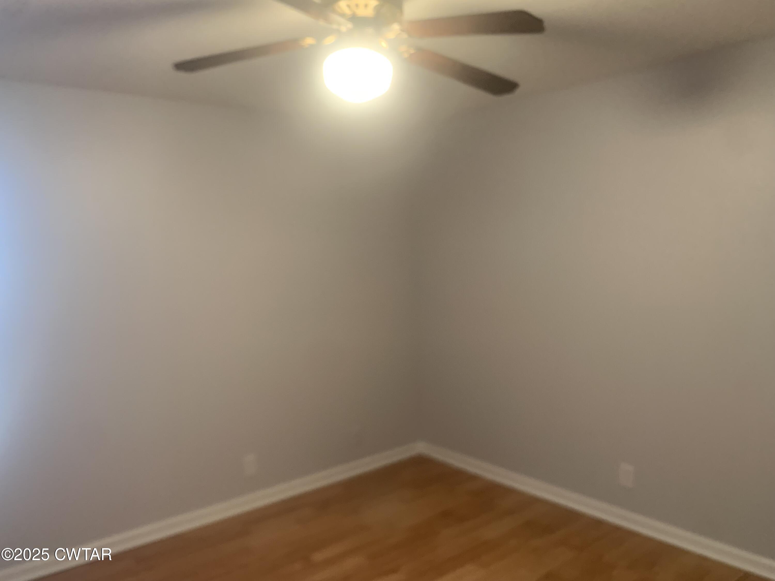 72 Laneview-Concord Road Trenton, TN 38382 - Photo 11 of 39 a small space with a window