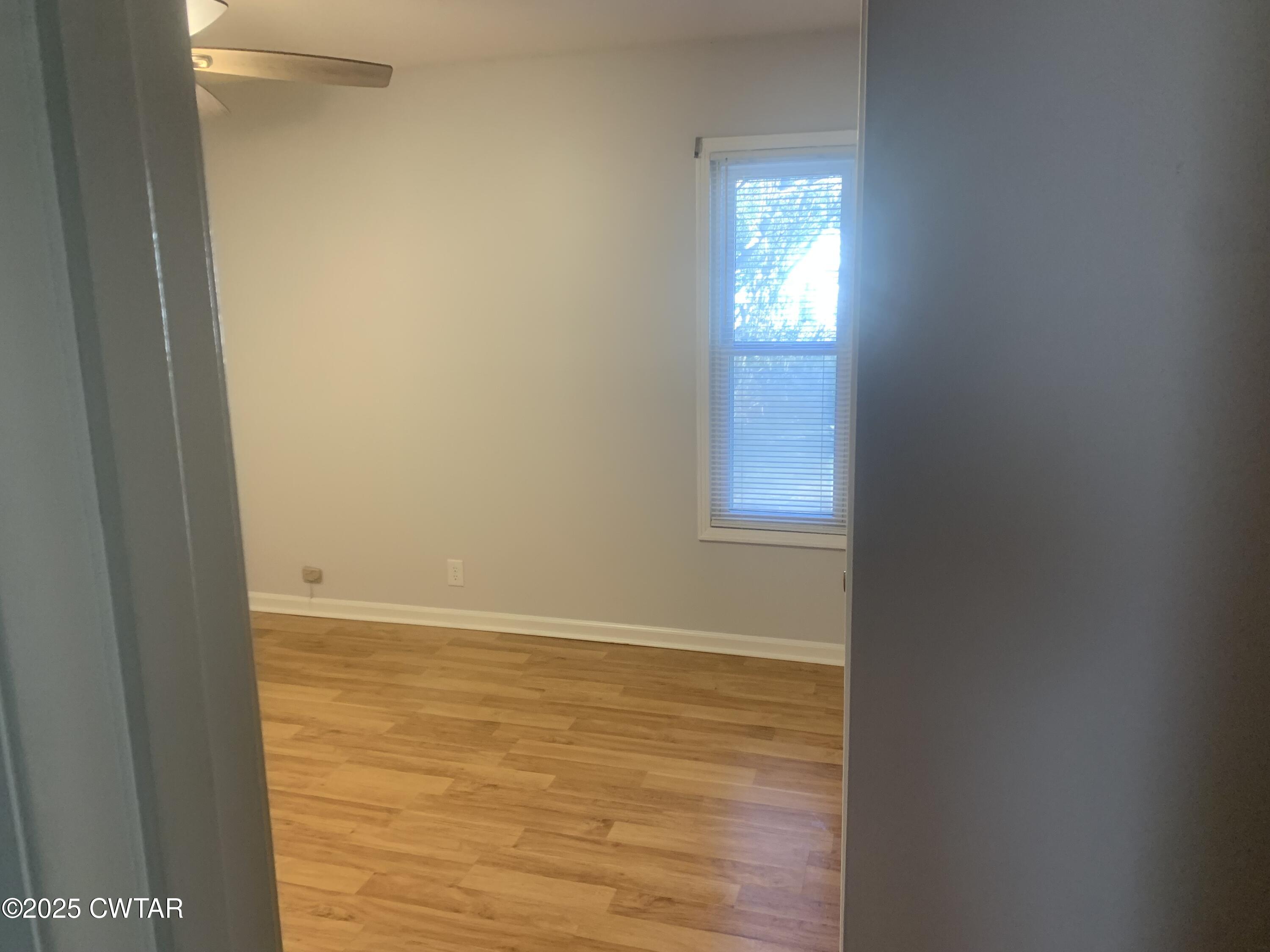 72 Laneview-Concord Road Trenton, TN 38382 - Photo 16 of 39 a view of an empty room with window