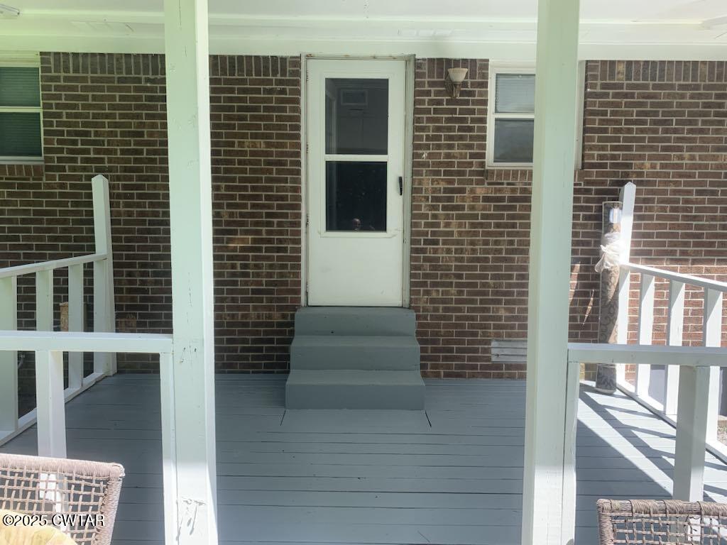 72 Laneview-Concord Road Trenton, TN 38382 - Photo 6 of 39 a view of entryway