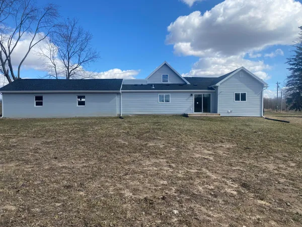 $350,000 | 105 40th Avenue, Lakeview, MI 48850