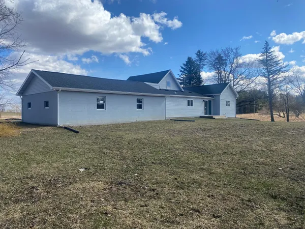 $350,000 | 105 40th Avenue, Lakeview, MI 48850