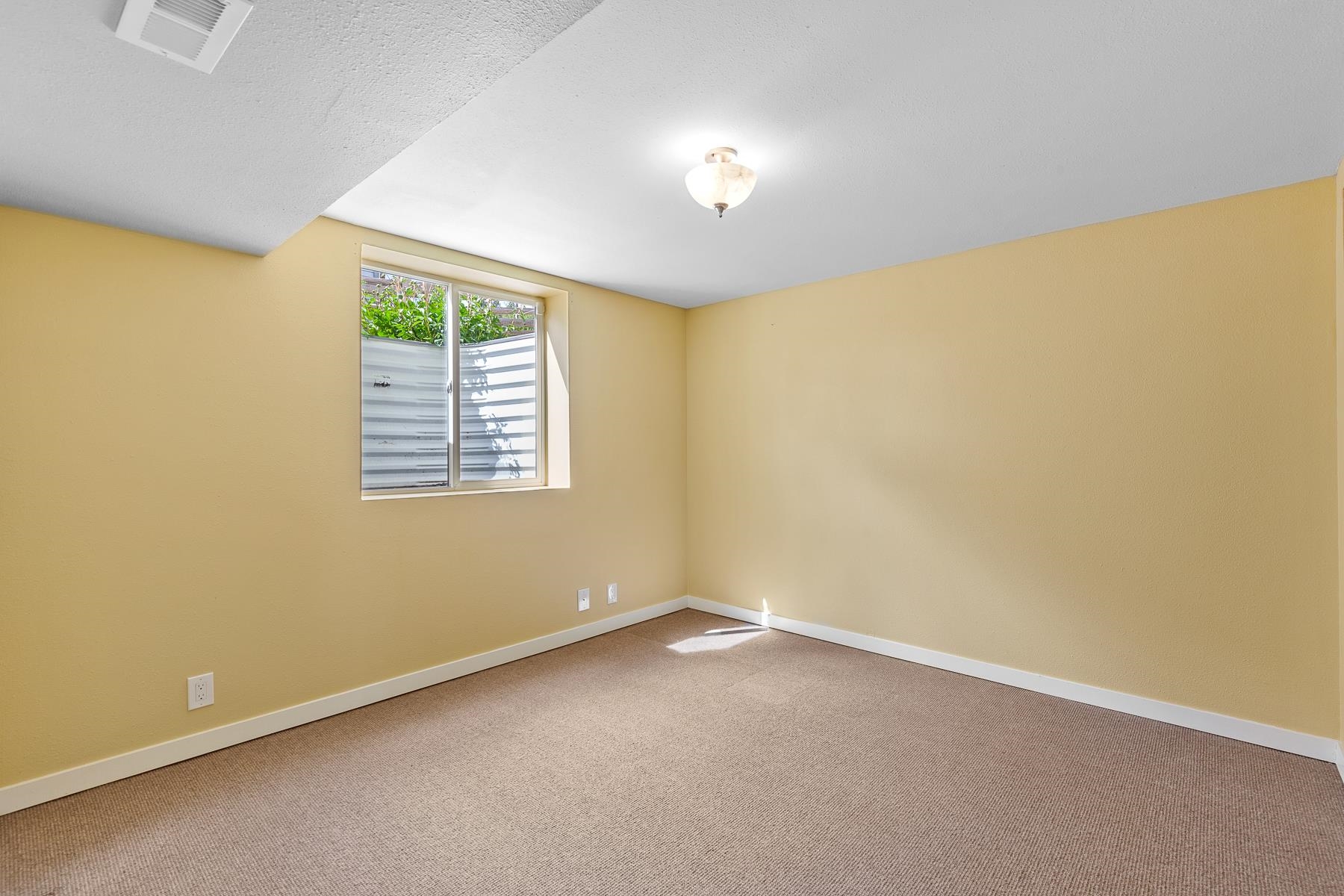 1025 South Garry Road Liberty Lake, WA 99019 - Photo 20 of 35