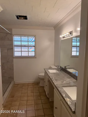 $2,100 | Undisclosed Address, New Iberia, LA 70560