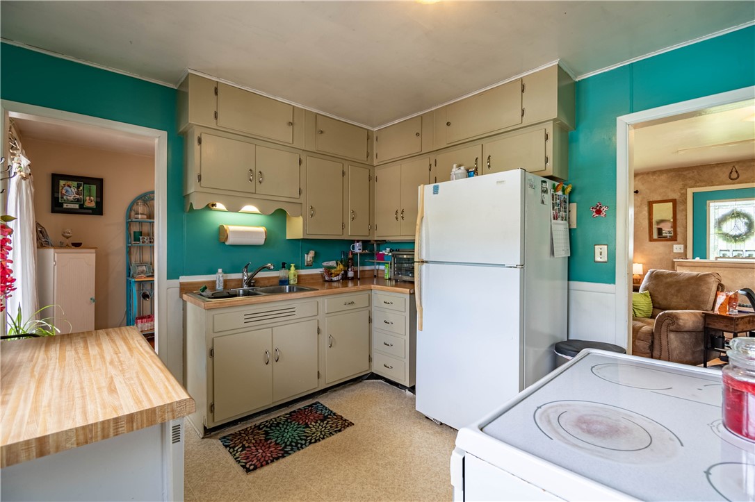 44 LaSalle Drive Decatur, IL 62521 - Photo 8 of 15