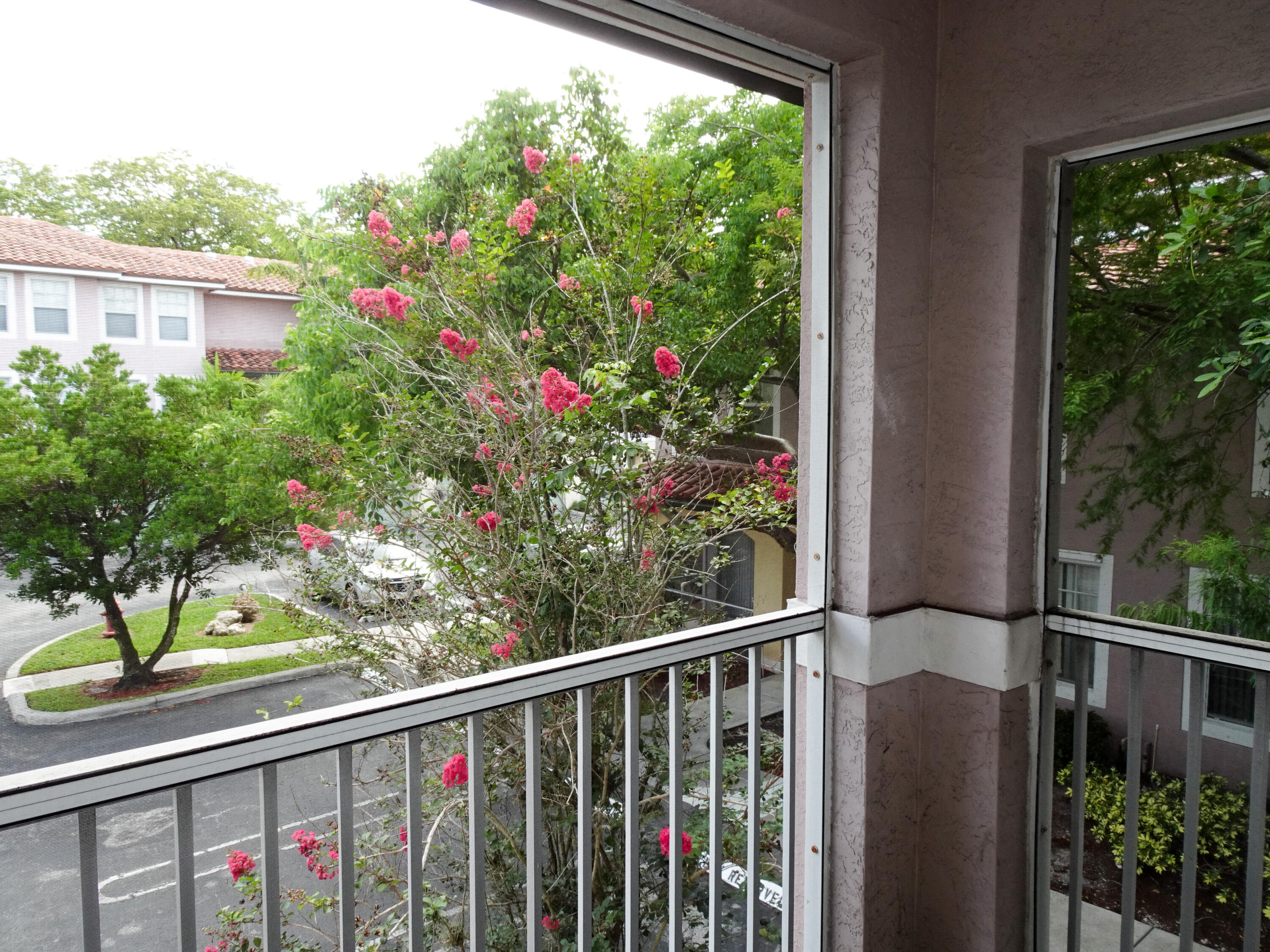 6460 West Sample Road, Unit 6460 Coral Springs, FL 33067 - Photo 18 of 20 DSC04484
