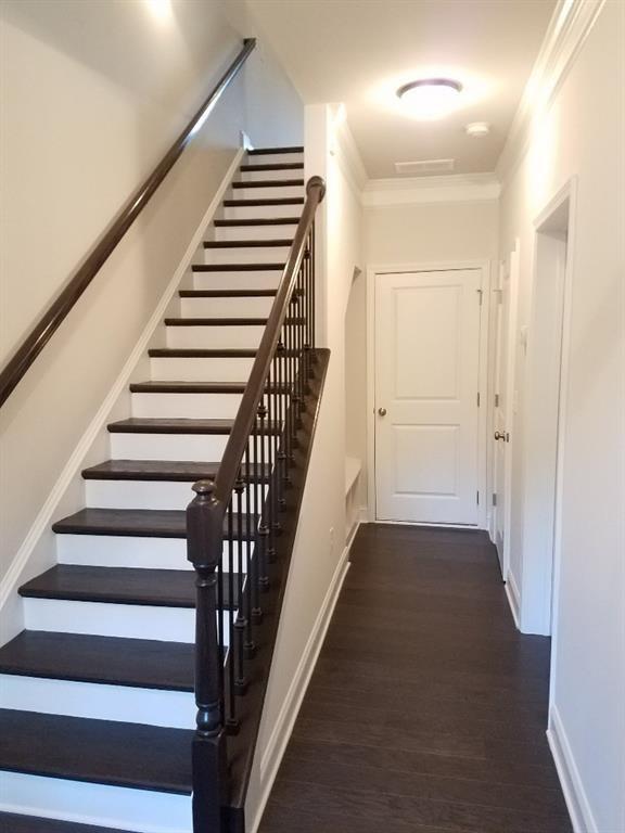 1450 Baygreen Road Suwanee, GA 30024 - Photo 3 of 7 a view of entryway