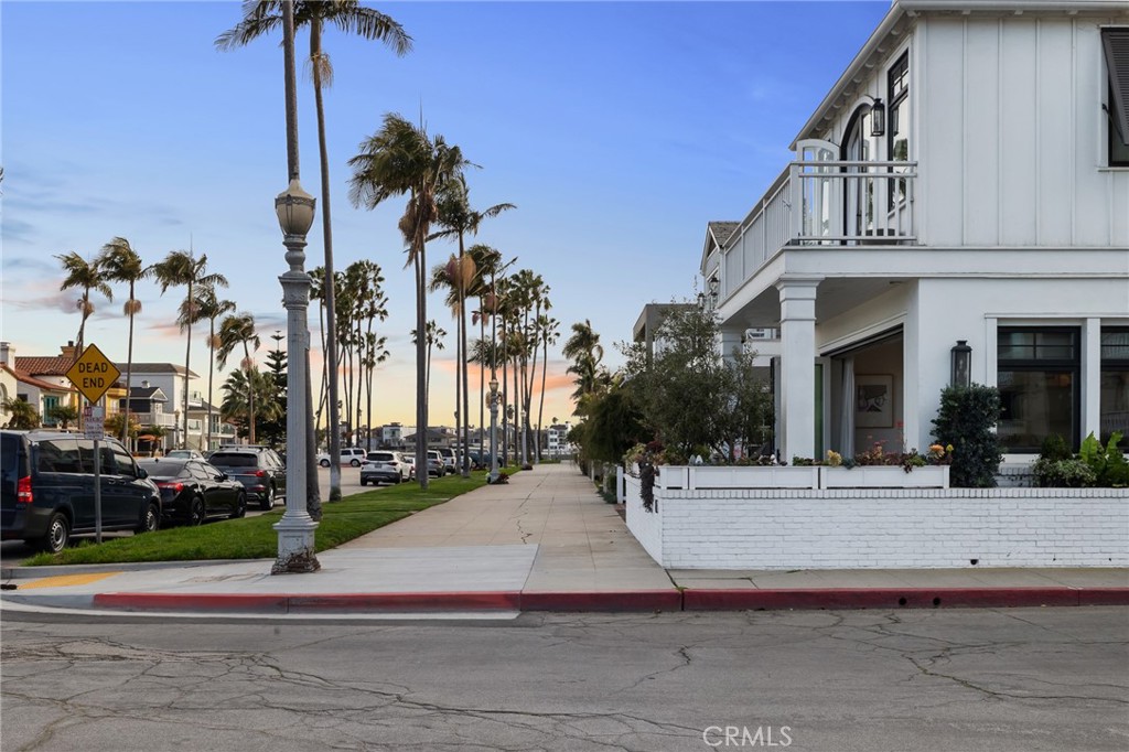 61 The Colonnade Long Beach, CA 90803 - Photo 3 of 49 a view of a building with a yard