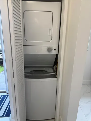 $2,400 | 6850 Northwest 173rd Drive, Unit 103, Hialeah, FL 33015