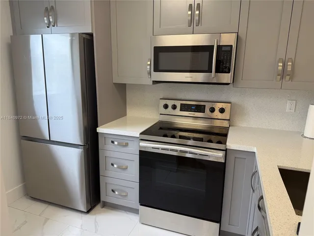$2,400 | 6850 Northwest 173rd Drive, Unit 103, Hialeah, FL 33015