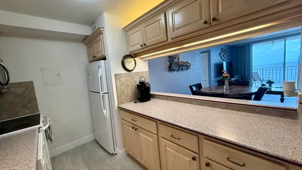 $649,000 | 88500 Overseas Highway, Unit 422, Islamorada, FL 33036