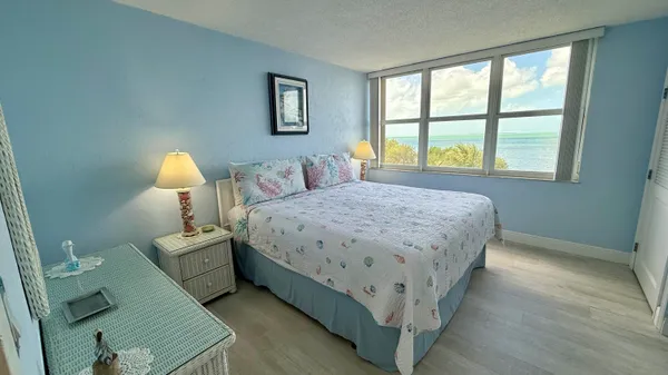 $649,000 | 88500 Overseas Highway, Unit 422, Islamorada, FL 33036