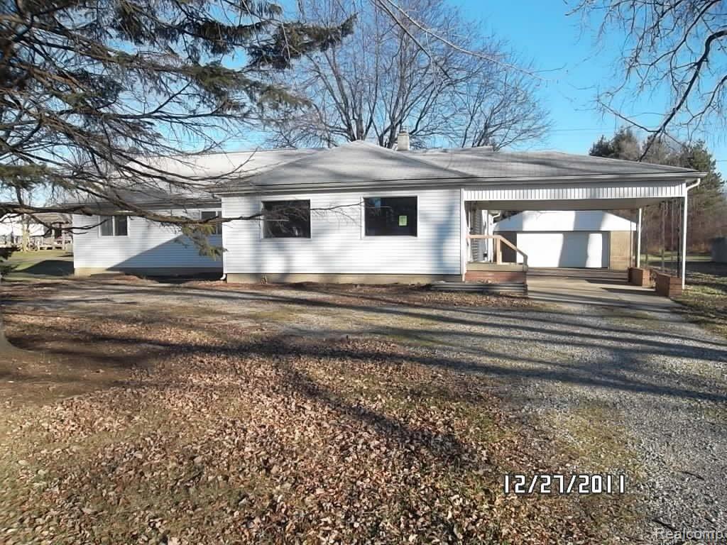 4457 South Center Road Burton, MI 48519 - Photo 1 of 15 SAM_7518.JPG