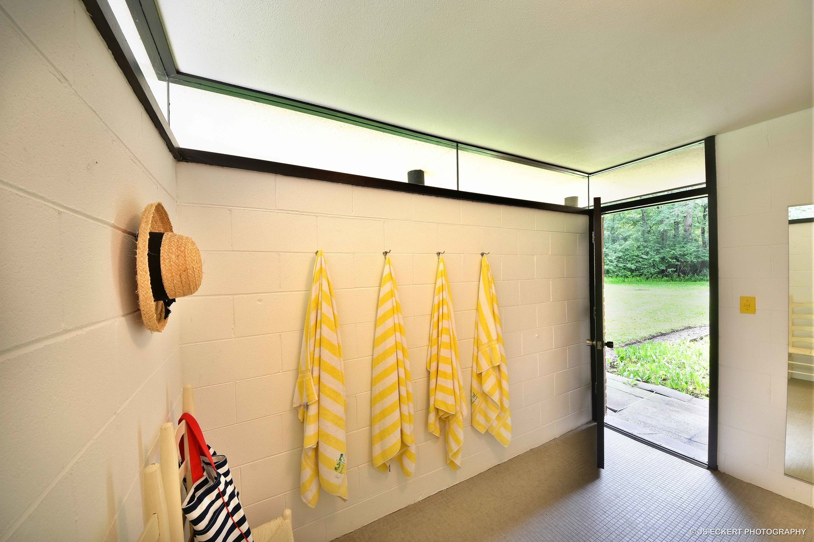 2345 Old Mill Road Lake Forest, IL 60045 - Photo 60 of 73 a bathroom with a shower and a window