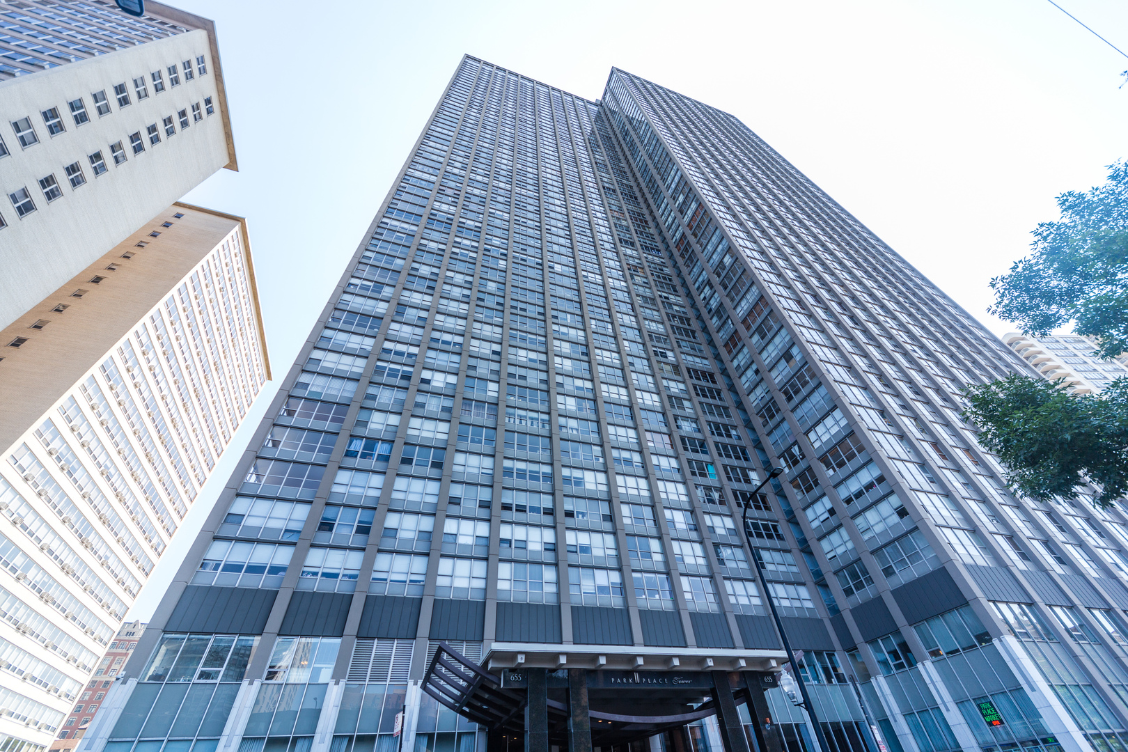 655 West Irving Park Road, Unit 2801 Chicago, IL 60613 - Photo 1 of 44