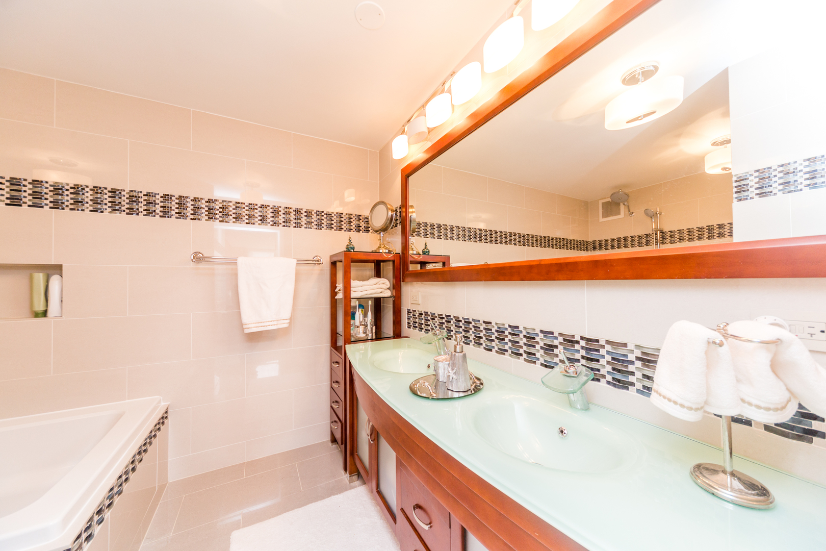 655 West Irving Park Road, Unit 2801 Chicago, IL 60613 - Photo 20 of 44