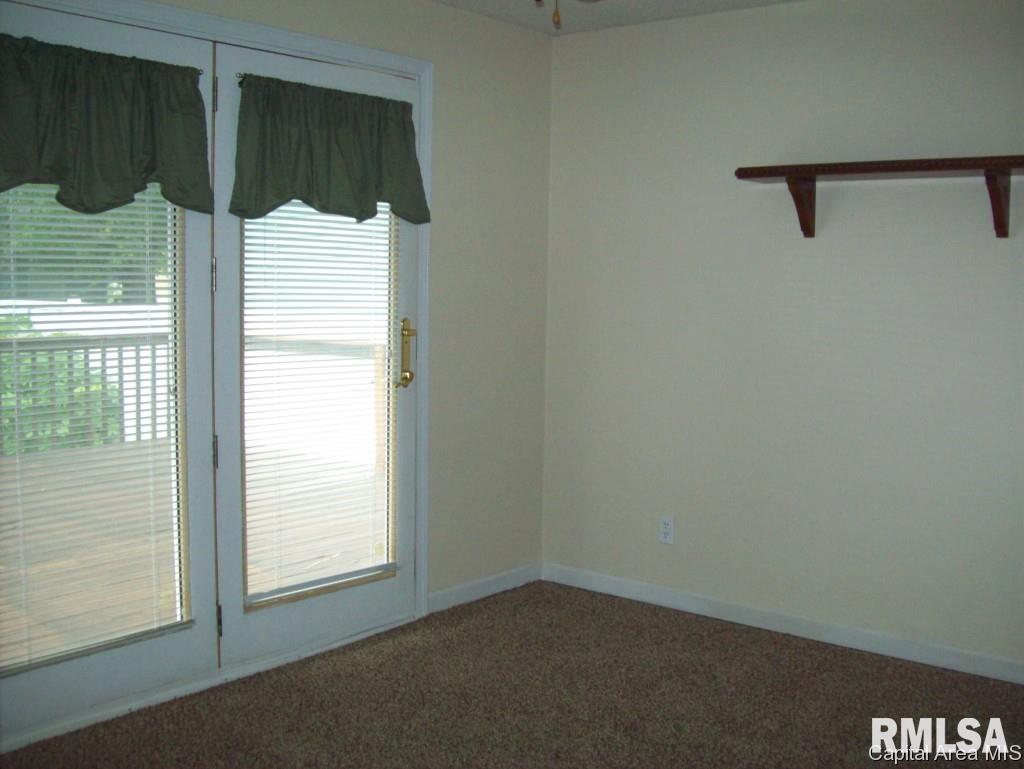 2004 North 22nd Street Springfield, IL 62702 - Photo 14 of 16