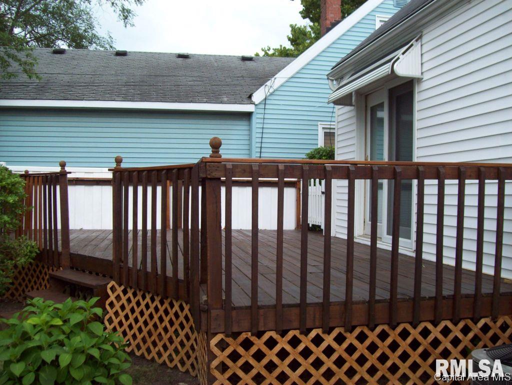 2004 North 22nd Street Springfield, IL 62702 - Photo 8 of 16