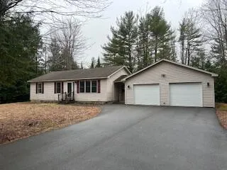 $340,000 | 135 10 Road, Bradley, ME 04411