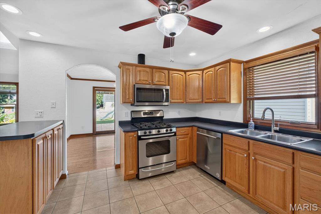 711 Morrison Avenue Waterloo, IL 62298 - Photo 16 of 58