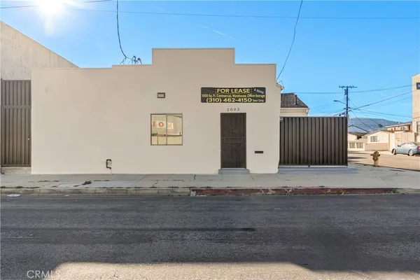 a view of a storage & utility room