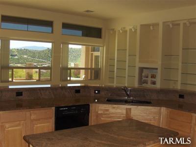 4978 North Bonita Ridge Avenue Tucson, AZ 85750 - Photo 4 of 7