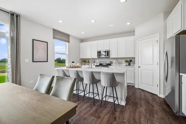 $467,990 | 26100 South Castle Boulevard, Manhattan, IL 60442