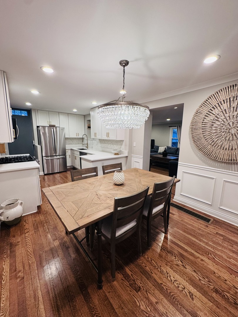 2243 South 3rd Avenue Riverside, IL 60546 - Photo 8 of 31 Gallery Image 8