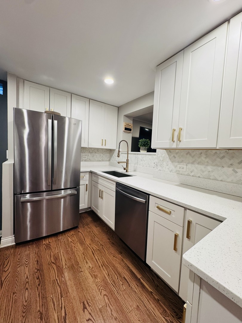 2243 South 3rd Avenue Riverside, IL 60546 - Photo 9 of 31 Gallery Image 9