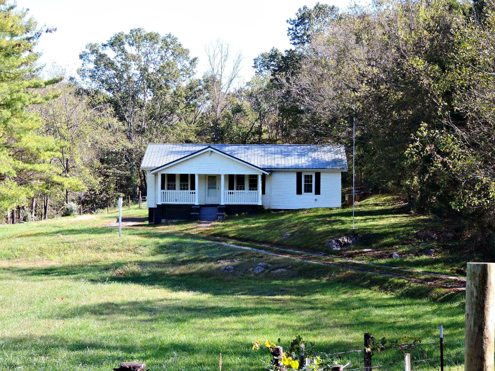 269 Knob Road Rutledge, TN 37861 - Photo 2 of 31 Gallery Image 2