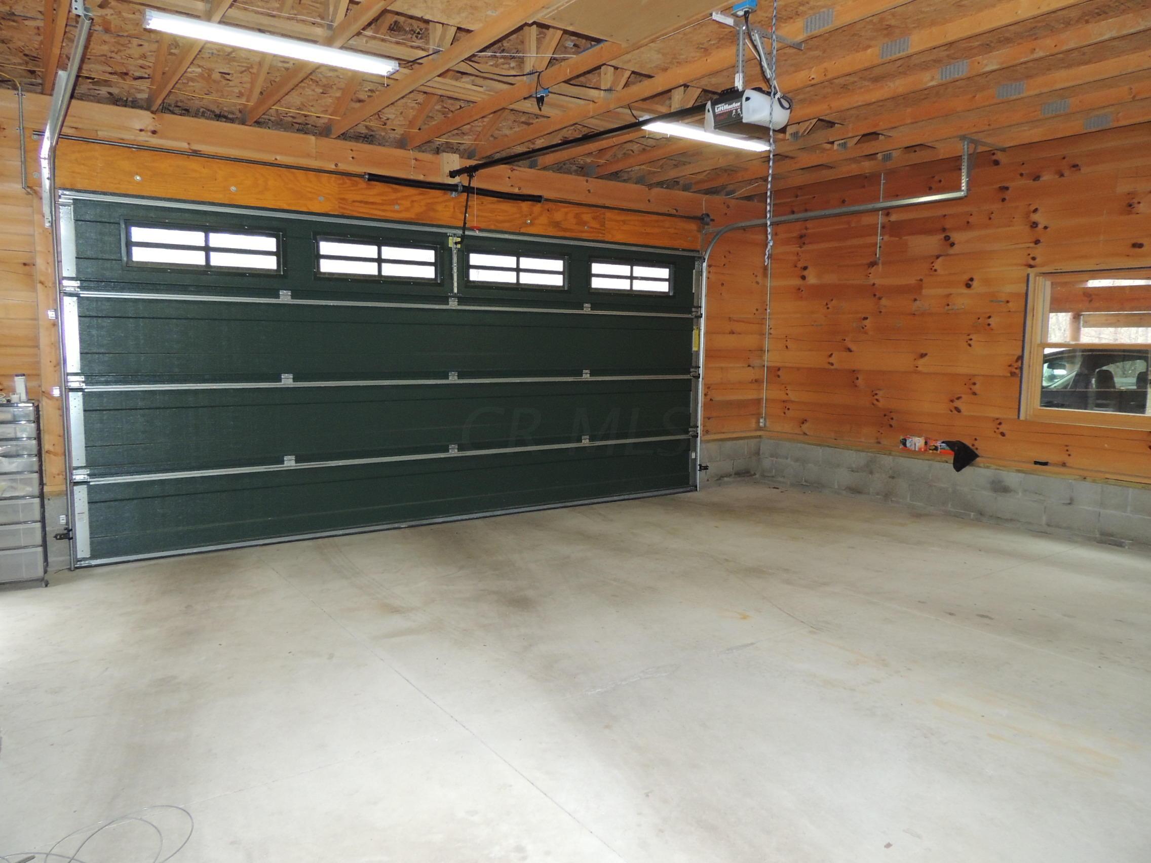 37389 Smith Chapel Road Logan, OH 43138 - Photo 11 of 31 Gallery Image 11
