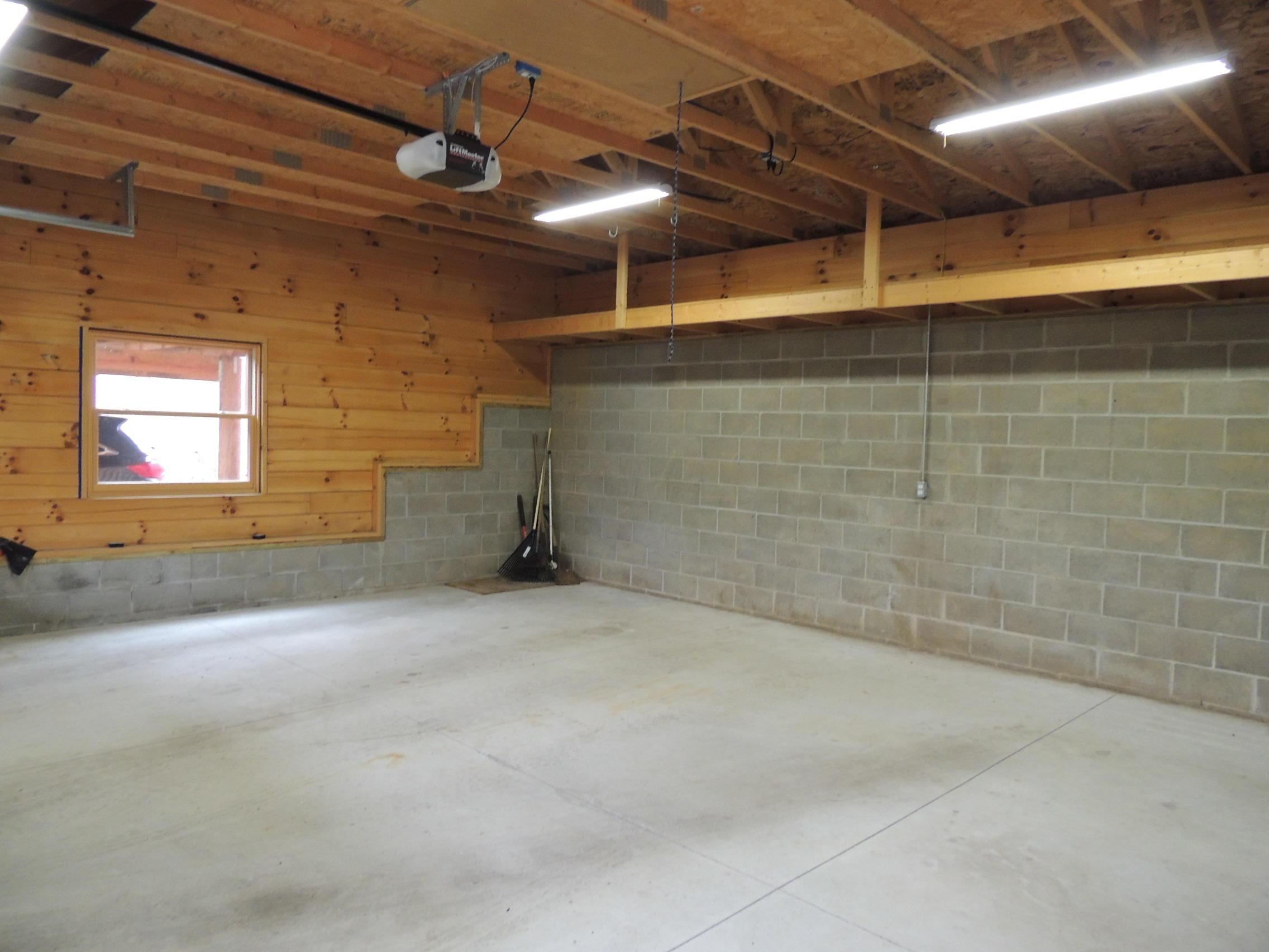 37389 Smith Chapel Road Logan, OH 43138 - Photo 12 of 31 Gallery Image 12