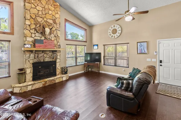 $419,000 | 5930 Island Road, Melrose, FL 32666