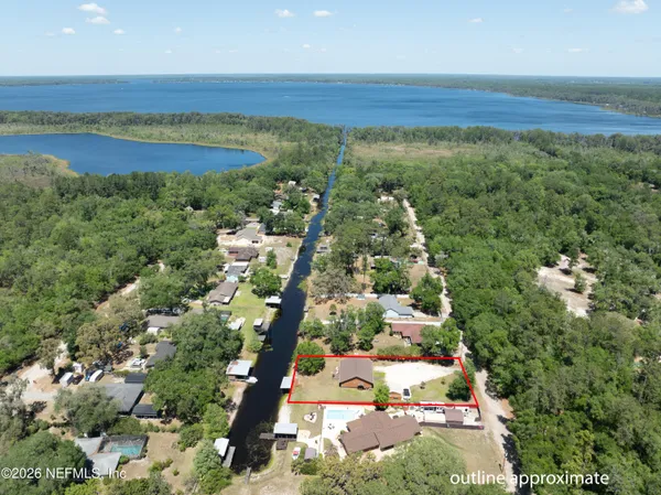 $419,000 | 5930 Island Road, Melrose, FL 32666